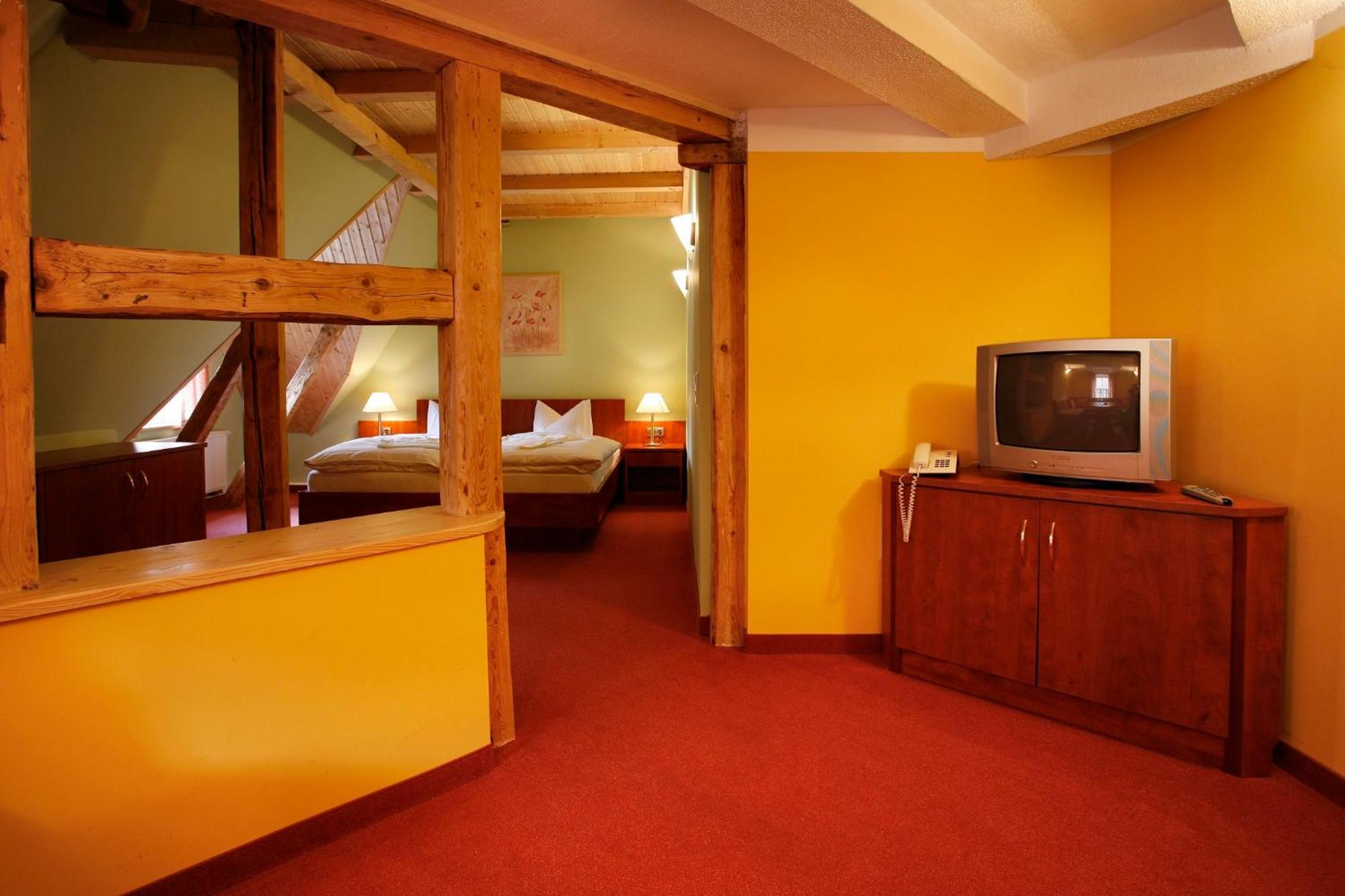 Hotel Zum Kanzler Stolberg  Екстер'єр фото