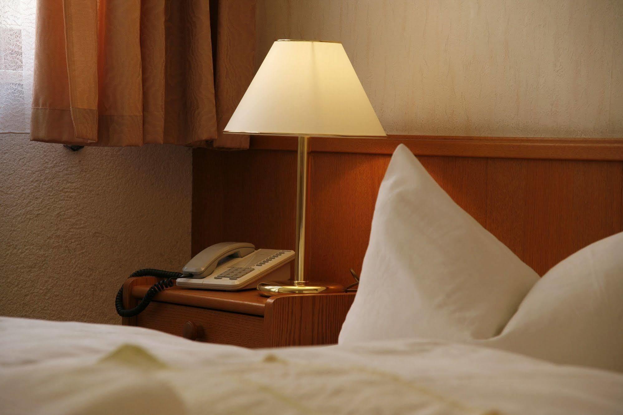 Hotel Zum Kanzler Stolberg  Екстер'єр фото